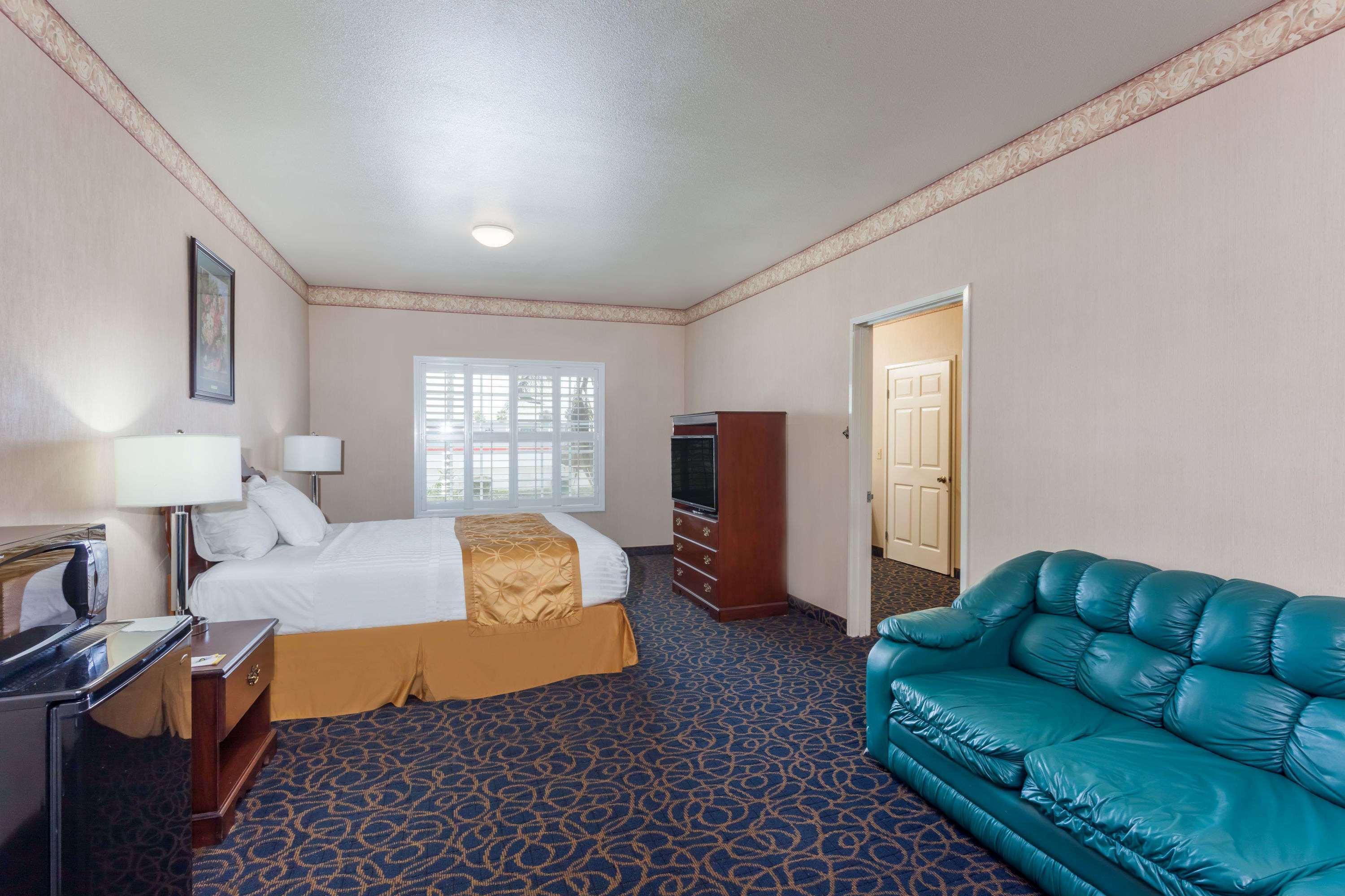 Days Inn & Suites By Wyndham South Gate Kültér fotó